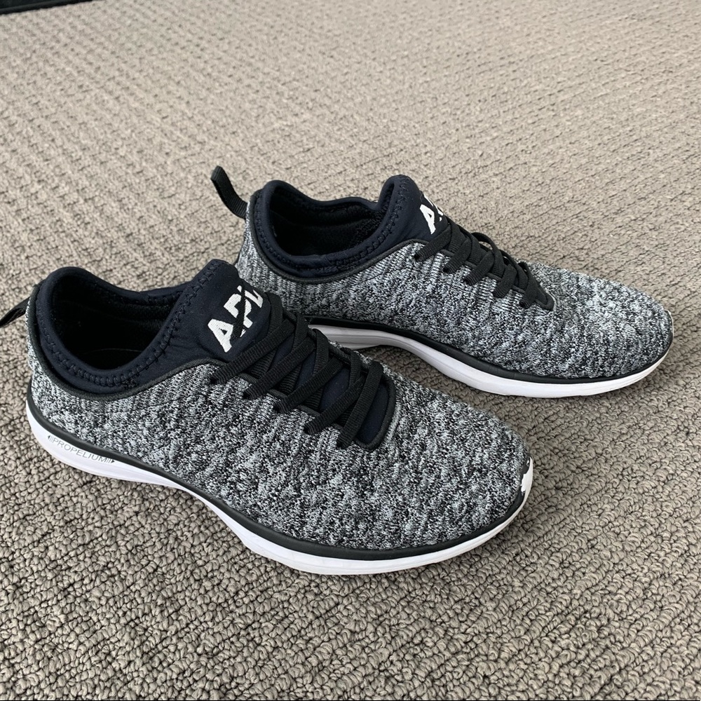 APL Techloom Phantom Women’s 7.5 Black/White/Melange